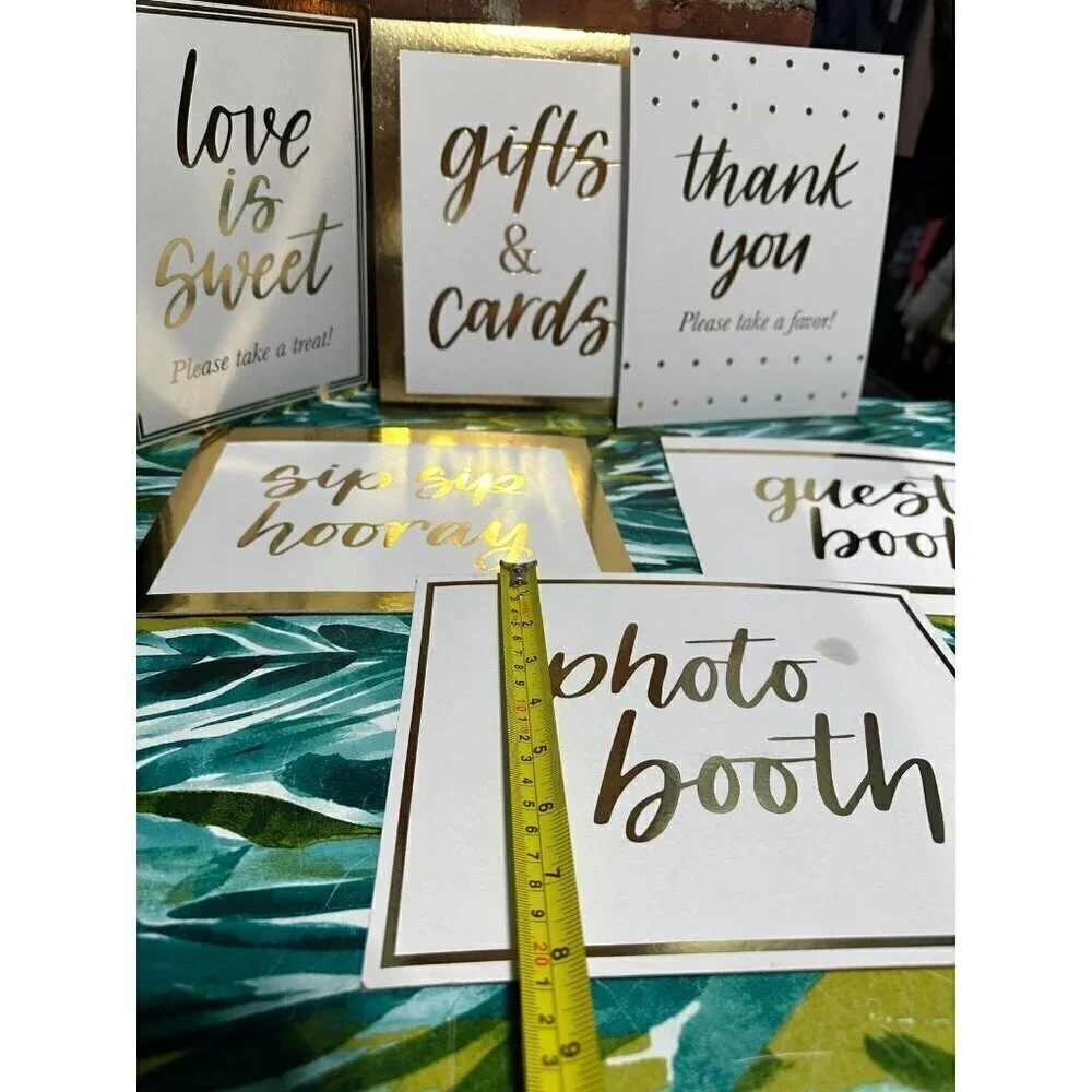 7 Gold Cardboard Party signs